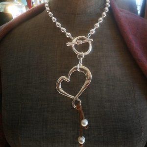 Coolskin Militia Necklace w Heart Pendant & Pea